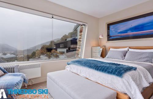 Thredbo Ski Chalet | The Peak 7