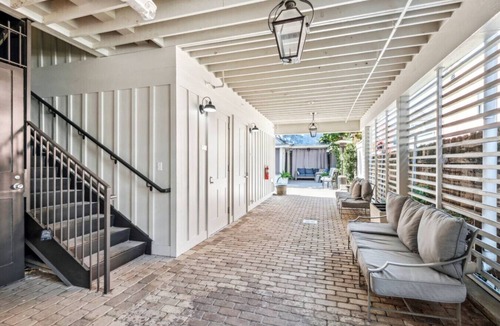 Irish Channel Apartment | The Pearl on Magazine