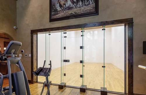 Venus House | The Pearl Ranch