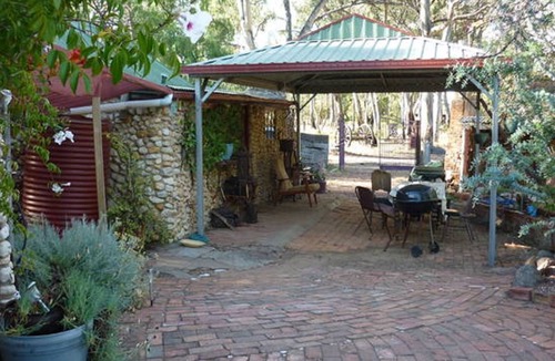 Tarnagulla Cottage | The Pebble House-Tarnagulla