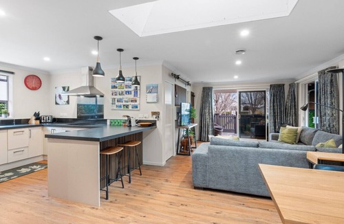 Pegasus House | The Pegasus Bay Retreat