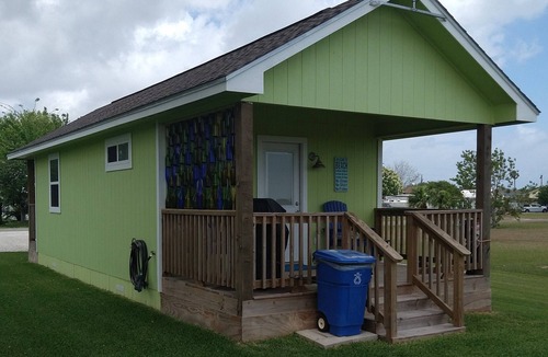 Port Lavaca Cottage | The Pelican at Magnolia Beachn