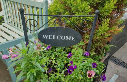 Devizes Hotel | The Pelican Inn