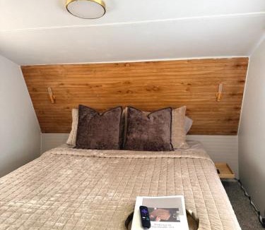 Pendleton Other | The Pendle-Tin