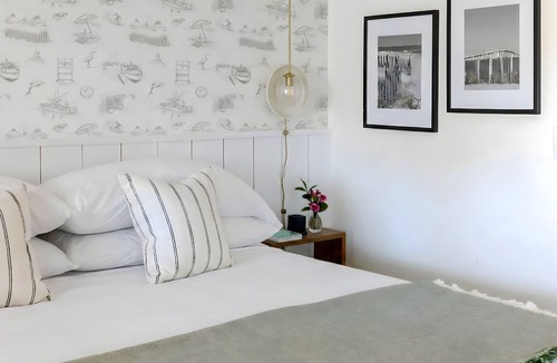 Hampton Bays Hotel | The Penny Lane