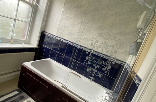 Bishopstone Bed & Breakfast | The penruddocke arms