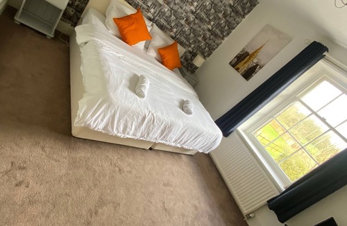 Bishopstone Bed & Breakfast | The penruddocke arms