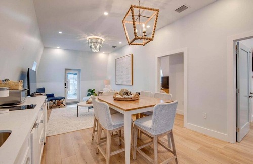 Historic Seaport Apartment | The Penthouse at Custom House Inn | New!