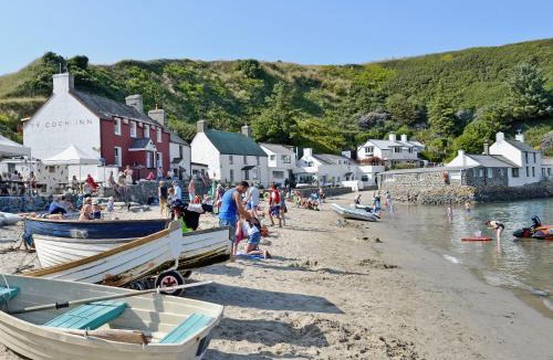 Edern House | The Penthouse