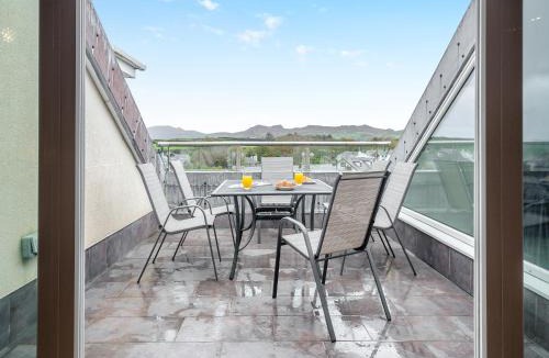 Edern House | The Penthouse