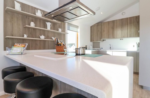 Martlesham Heath Cottage | The Penthouse