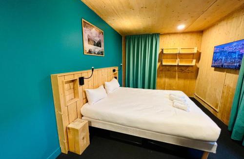 Mont-de-Lans Hotel | The People - Les 2 Alpes