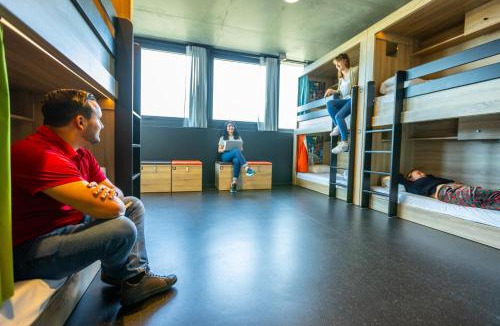 Arsenal Hostel | The People - Paris Marais