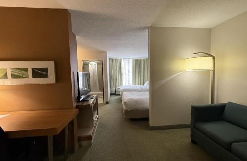 Orange Prairie Hotel | The Peoria Hotel, SureStay Collection by Best Western