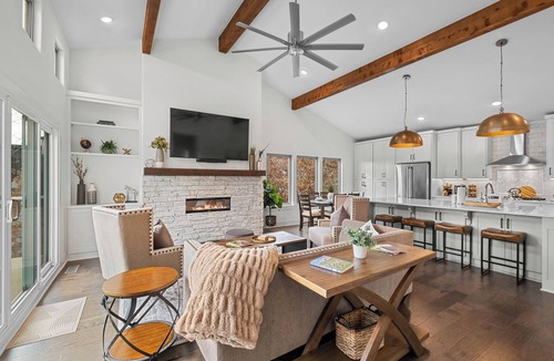 Fayetteville House | The Perch @ Sequoyah: Pet Friendly & 3 Mi to U of A