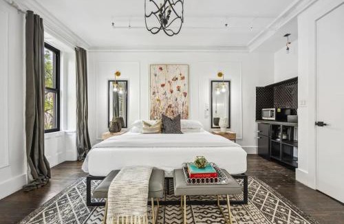 Hamilton Heights Apartment | The Perfect Apt for Large Groups Sleeps 10