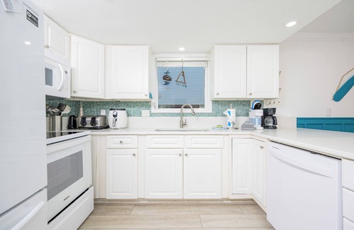 Orange Beach House | The Perfect Beach Front House! Pelican House 1