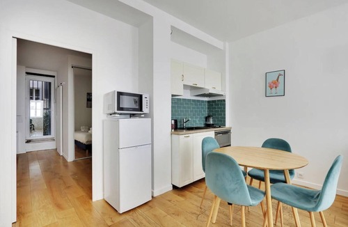 Quartier de l'Ecole-Militaire Apartment | THE PERFECT BLEND OF TRANQUILITY IN THE HEART OF SAINT GERMAIN - RUE VANEAU