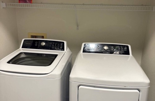 George Bush Park/Eldridge Apartment | The Perfect Escape apartment with AC, WiFi in delightful Richmond