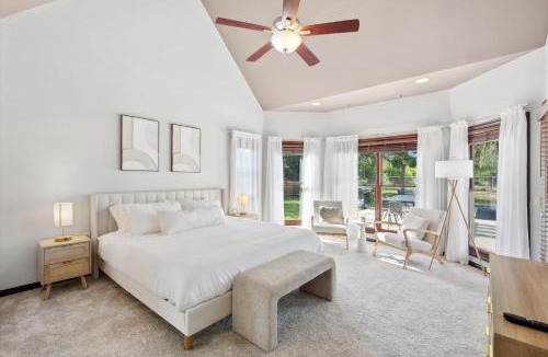 Ponder House | The Perfect Getaway 5BR with Pool and Hot Tub