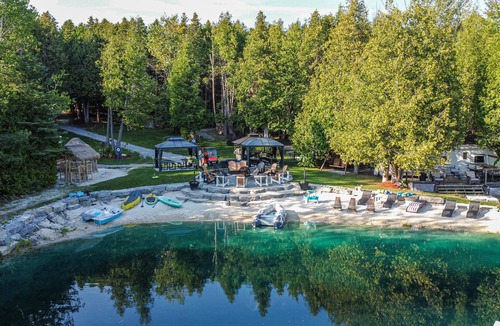 Tyrone Cottage | The Perfect Getaway from The Everyday !nFraser Beach Resort
