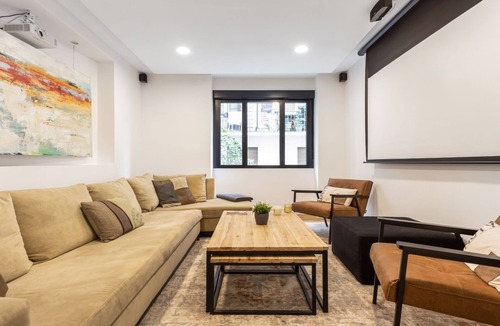 Sol Condo | The perfect location in the center of Madrid