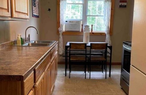 Derrick City House | The Perfect Location to Ellicottville, Allegany, Salamanca, Olean, Bradford.