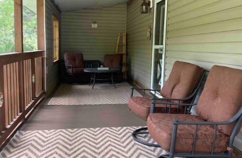 Derrick City House | The Perfect Location to Ellicottville, Allegany, Salamanca, Olean, Bradford.