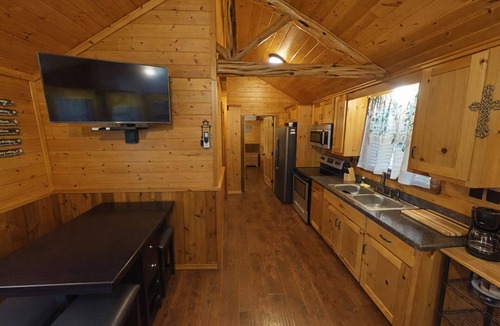 Pipe Creek Cabin | The perfect place for relaxation and tranquility!