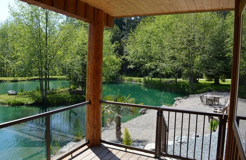 Clear Lake Cabin | The Perfect Rustic Luxurious Getaway Cabin