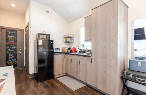 New Albany Apartment | The Perfect Spot in Downtown