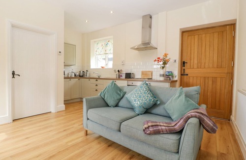 Usk Cottage | The Pheasant One