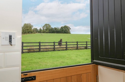 Usk Cottage | The Pheasant One