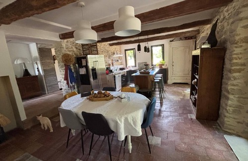 Boisset-et-Gaujac House | The Phifralo silkworm nursery