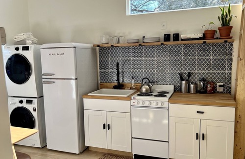 Georgian Acres Cottage | The Phoenician | Eco-Friendly, Modern Tiny House