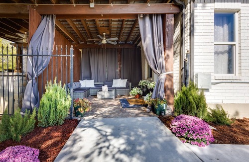 Princeton House | The Piaffe Suite – Equestrian Getaway