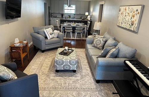 Bellville House | The Piano House, 613 S. Charles St, Bellville, Tx 77418