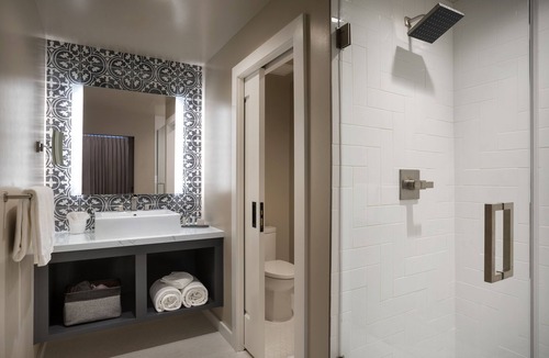 Paso Robles Hotel | The Piccolo at Paso Robles Inn