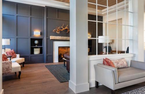 Paso Robles Hotel | The Piccolo at Paso Robles Inn