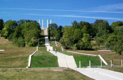 Cergy Apartment | The Piecefull ★ Downtown ★ Private Garage ★ Netflix