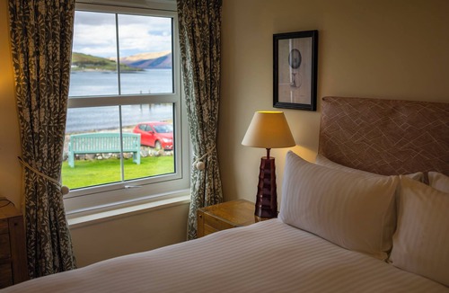 Port Appin Hotel | The Pierhouse Hotel