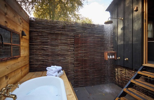 Bridge Hotel | THE PIG at Bridge Place - Kent