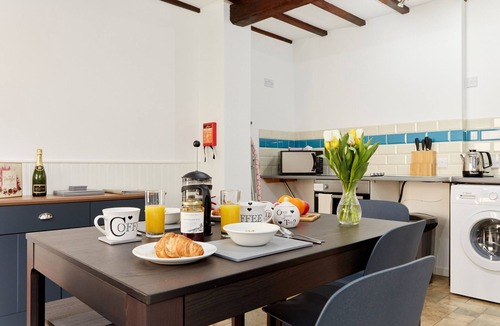 Dalbury Lees Cottage | The Pig Barn