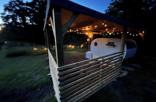 Loughborough House | The Pig Sty - Farm Stay