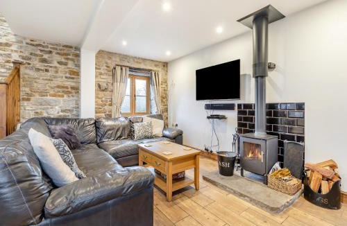 Cutthorpe House | The Pig Sty