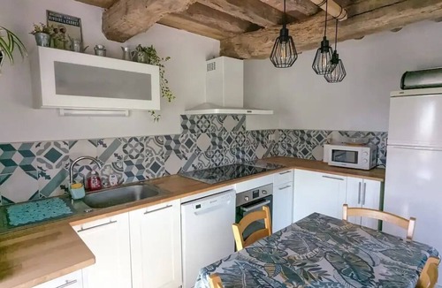 Durfort-Lacapelette Villa | The pigeon house in Figue Haut