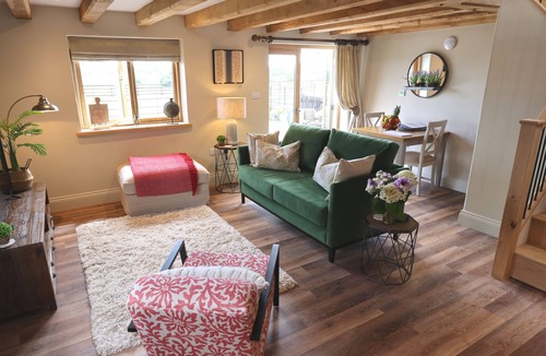 Quedgeley House | The Piggery by Interhome