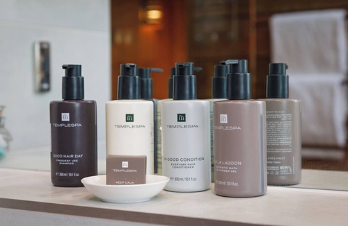 Edgefield Hotel | The Pigs