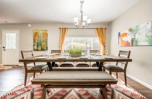 Cascade House | The Pikes Peak Villa -Hot Tub -Mtn Views -Firepit