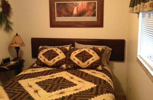 West Yellowstone Cabin | The Pine Cone Cabin $99 Night November 11th - March 20th